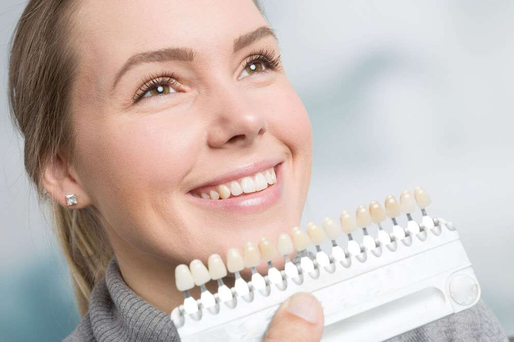 Check veneer of teeth for bleaching